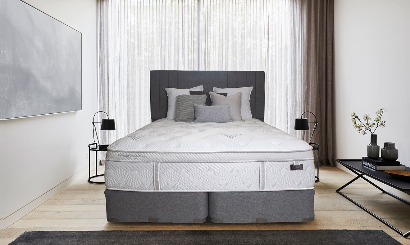 Ultra king size deals bed